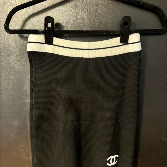 Ribbed tank sweater & skirt (mini) NWT. Size 2 - Picture 4 of 4